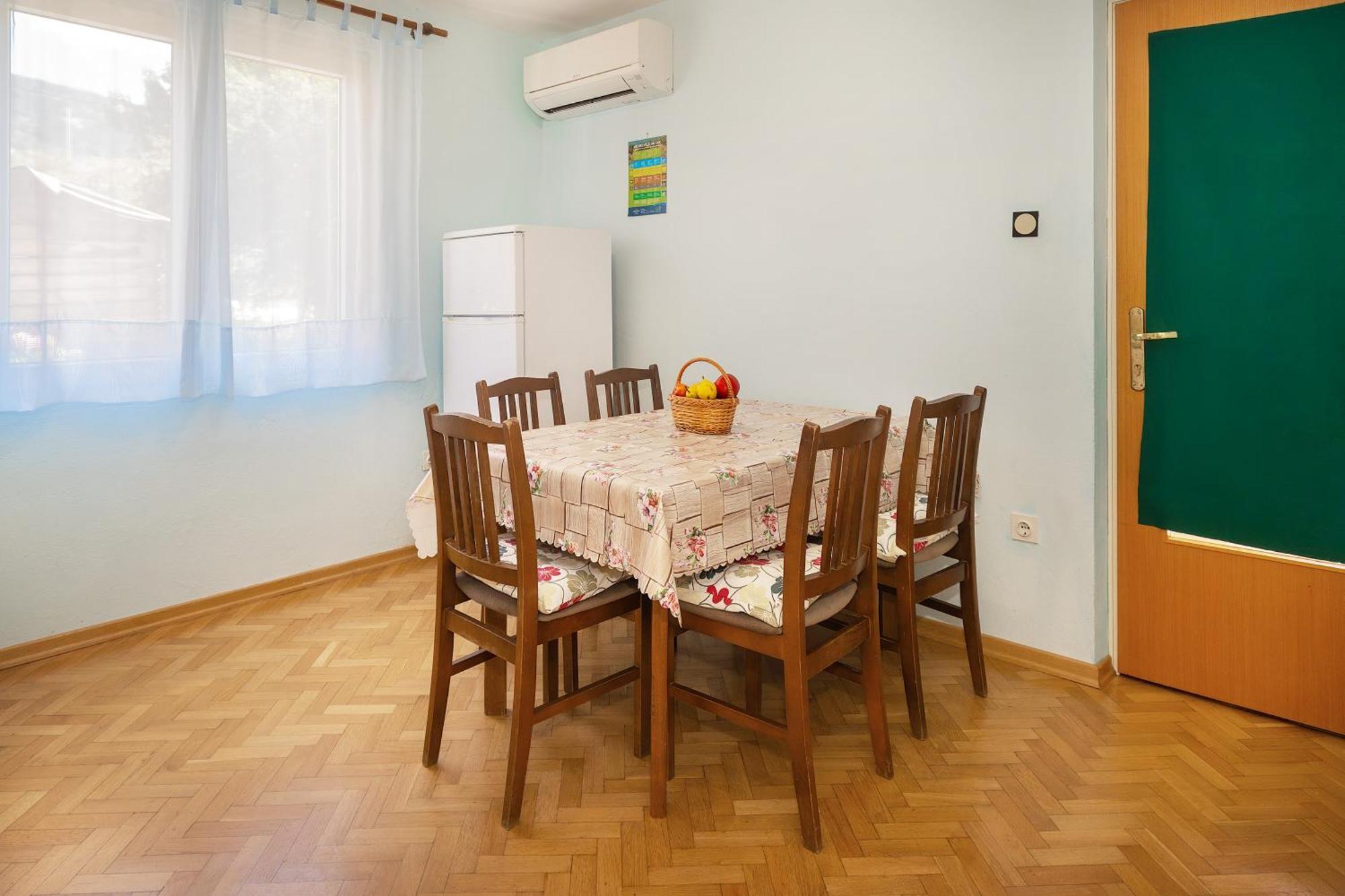 Lidija In A Quiet Area Apartment
